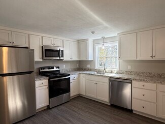 484 Victory Hwy Unit 3, North Smithfield, RI 02896