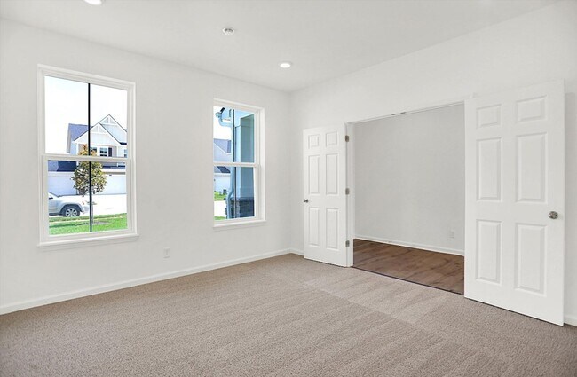 600 Bluestem Ln, New Whiteland, IN 46184 - photo 6