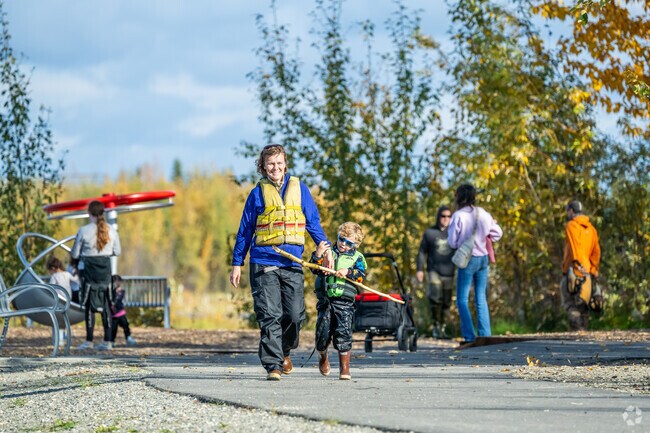 There are plenty of pathways and trails in the Tanana Lakes Recreation Area for a nice walk.