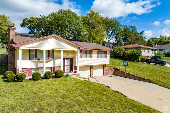 Nestled in north Omaha, Raven Oaks is a quiet, forested residential neighborhood.