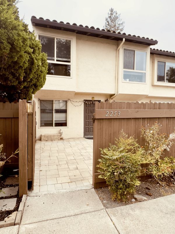 2253 Kalenda Common, Fremont, CA 94539