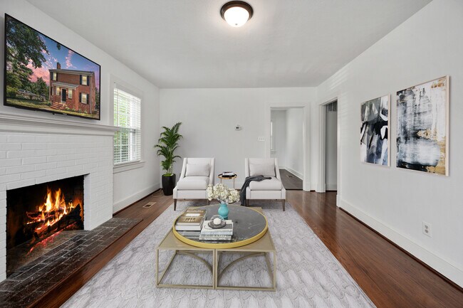 819 Weedon St unit 2, Fredericksburg, VA 22401 - photo 3