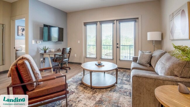 645 N Front St unit 454, Memphis, TN 38107 - photo 2