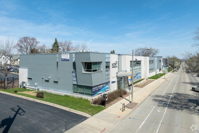 Miwaukee students can attend Hope Christian School - Fortis.