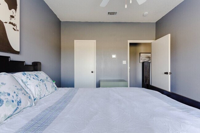 12166 Metric Blvd unit ID1359586P, Austin, TX 78758 - photo 7