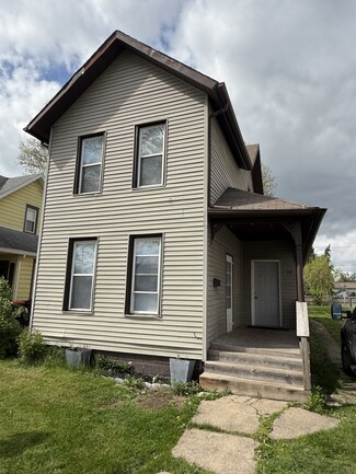 88 Cambria St, Newark, OH 43055