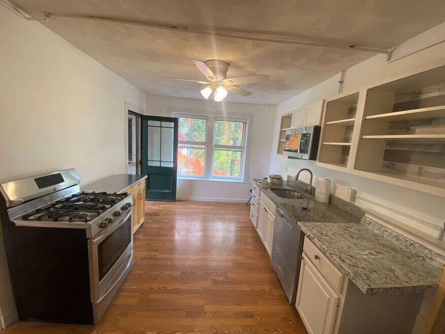 21 Fairfield St unit 6, Cambridge, MA 02140 - photo 1