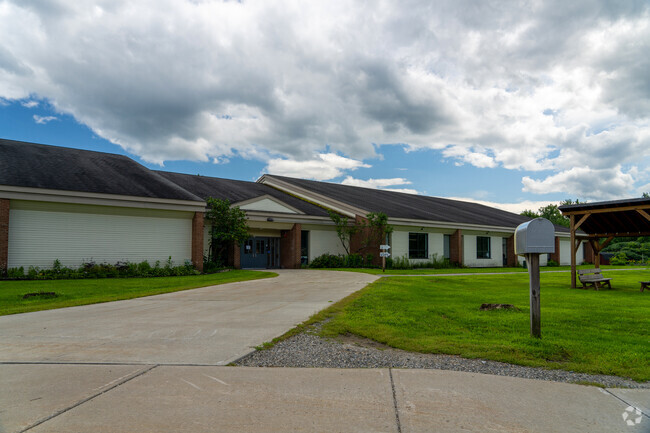 Saxon Hill School is a preschool in Jericho, Vermont.