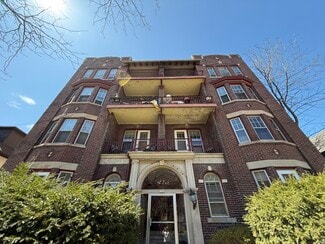 2549 N Lake Dr, Milwaukee, WI 53211