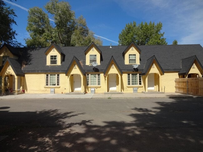 473-455 Johnstonville Rd unit . B, Susanville, CA 96130 - photo 2