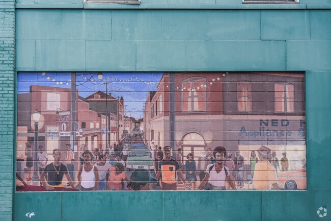 Columbus honors its past through the Catfish Alley mural, a visual tribute to the music, food, and community that shaped the city.