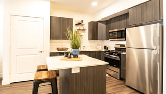 8283 S Main St, Midvale, UT 84047