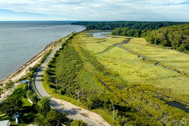 Billy Joel's former home is found at the end of the causeway in Lloyd Harbor.