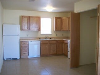 3321-3401 Gidding St, Clovis, NM 88101