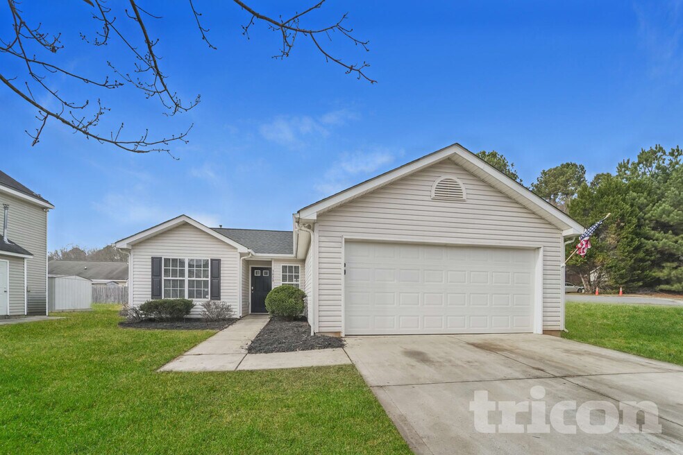 3428 Nevin Brook Rd, Charlotte, NC 28269 - photo 1