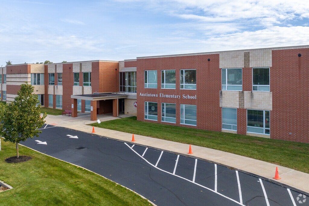 Austintown Elementary School, Rankings & Reviews