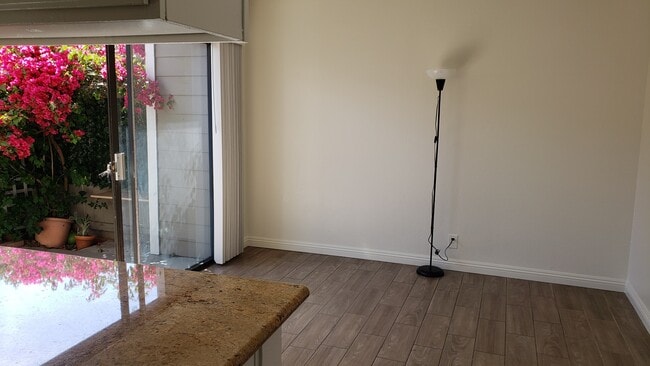 22 Latitude Ct, Newport Beach, CA 92663 - photo 6