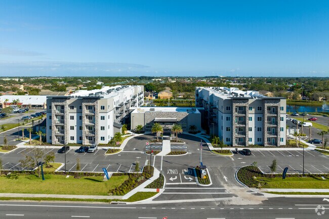 Parasol Melbourne, Melbourne, FL 32904 - photo 6