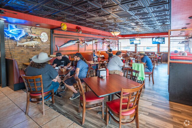 Manvel Seafood & Grill serves fresh seafood and Asian-American cuisine to residents.