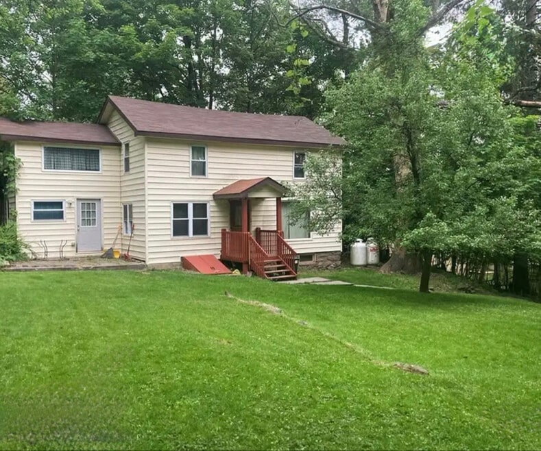 124 Academy St, Liberty, NY 12754 - photo 1