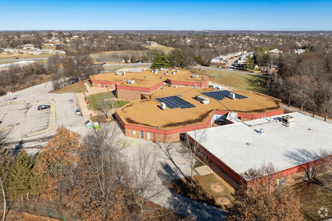 Sherwood Elementary School in Arnold, MO cater to individual learning styles.