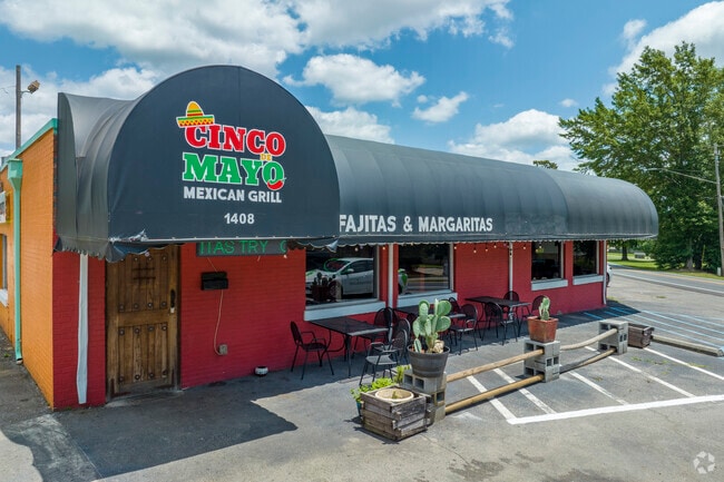 Fajitas, tacos, and margaritas are always on the menu at Cinco De Mayo in Hueytown.