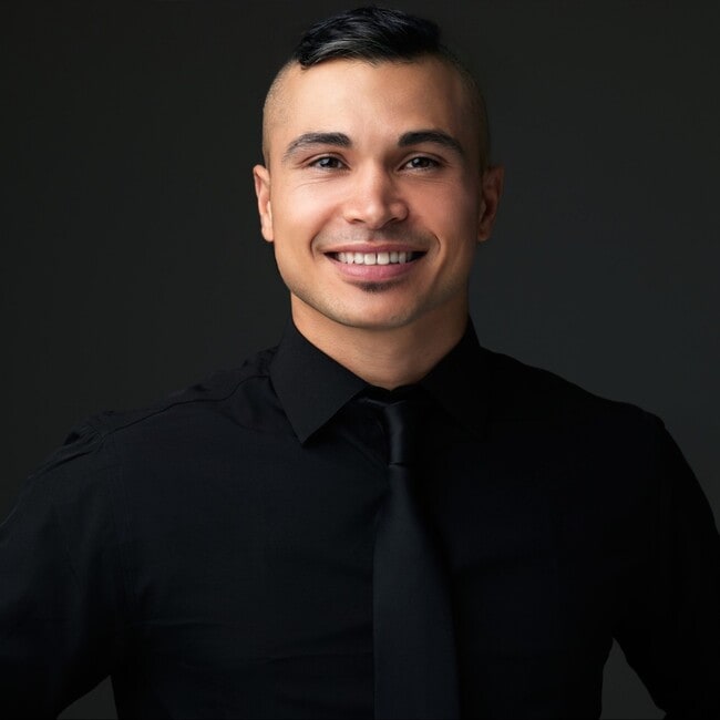 Agent Photo