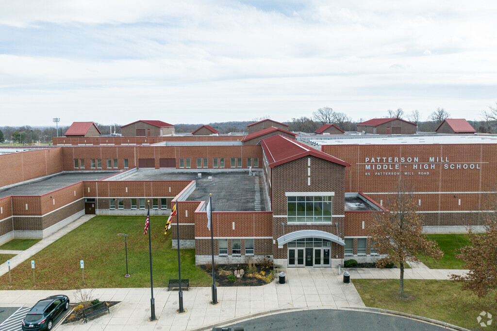 Home of the Huskies, Patterson Mill Middle High offers AP, Honors and many electives.
