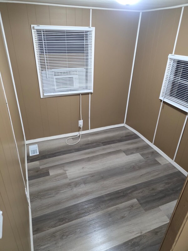 905 W 37th Ave, Hobart, IN 46342 - photo 5