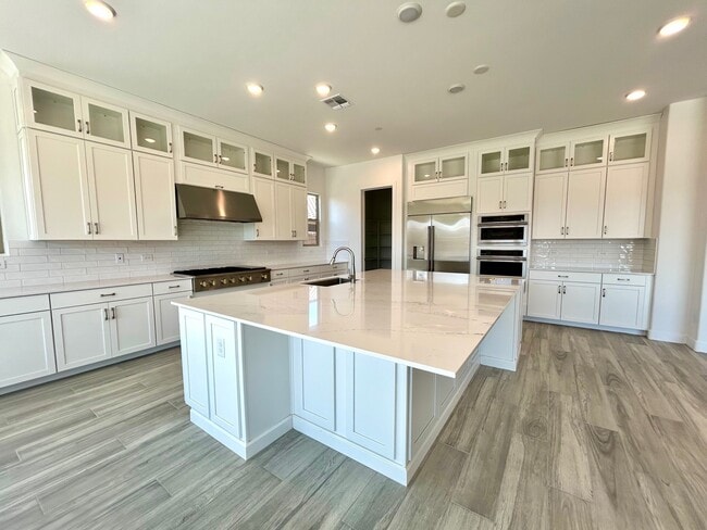 14490 N Quail Brush Pass, Marana, AZ 85658 - photo 2