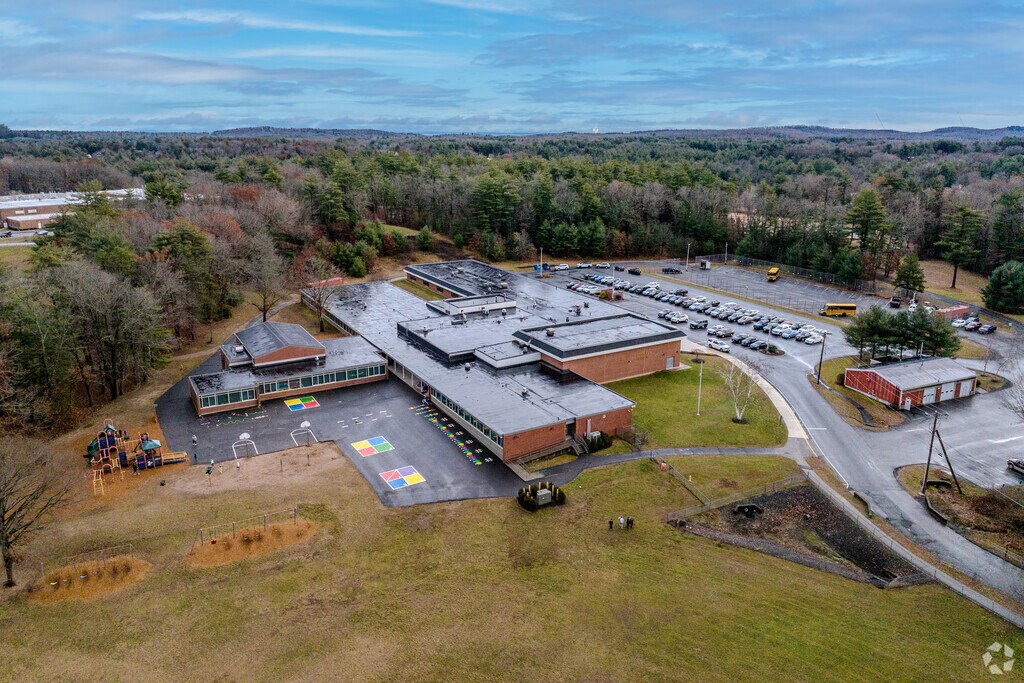 Woodland Elementary School, Southwick MA Rankings & Reviews