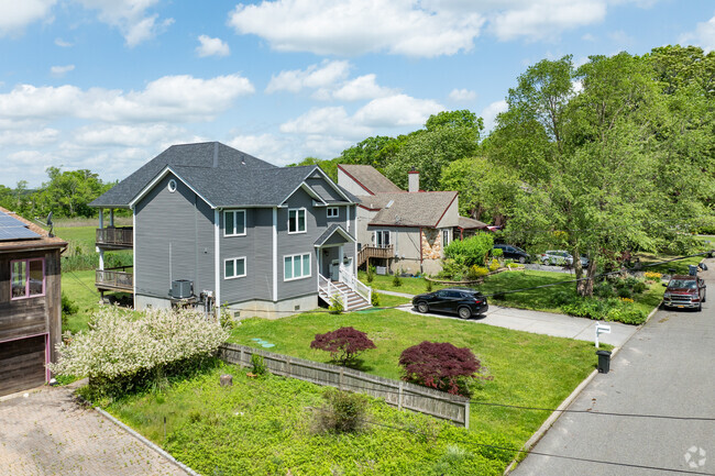 Beautiful Colonial style homes in Moriches.