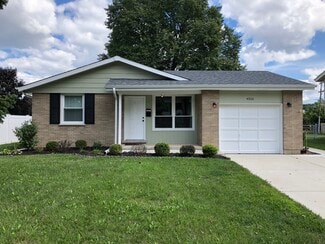 4506 Carr St, Rolling Meadows, IL 60008