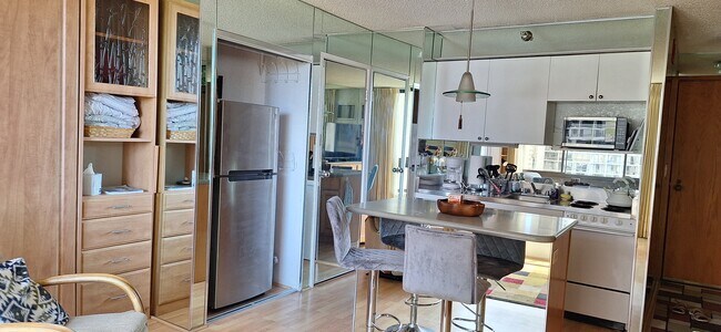 Standard Refrigerator Freezer