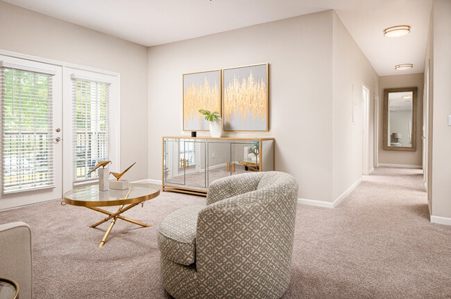 The Pointe at Highland, Jackson, MS 39206 - photo 4