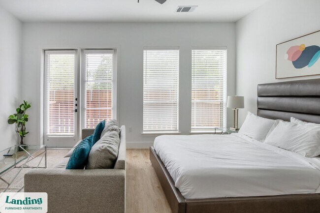 650 E Sycamore St unit 3117.1408302, Denton, TX 76201 - photo 4