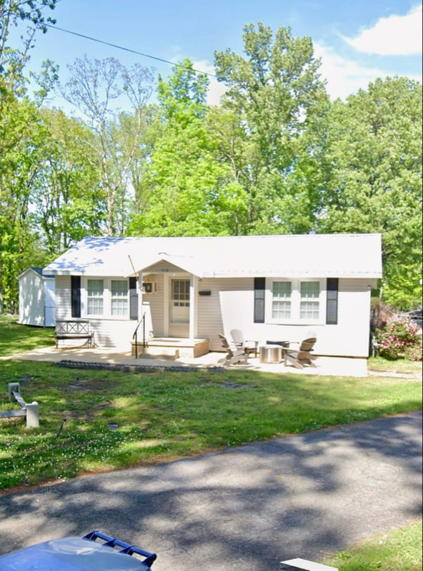 1716 Pinecrest St, Corinth, MS 38834