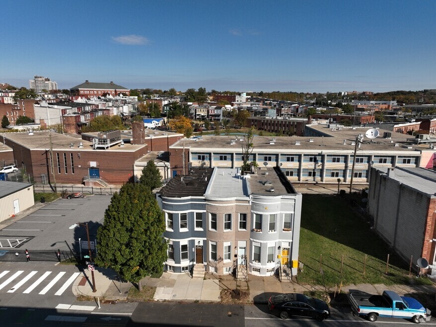 904 E 20th St, Baltimore, MD 21218 - photo 2