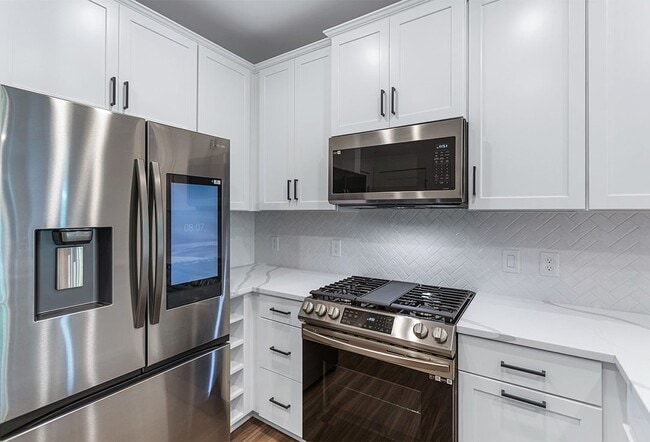 Element at Mill Creek, Element 2 Bed Plan unit 36791900, Annapolis, MD 21409 - photo 7