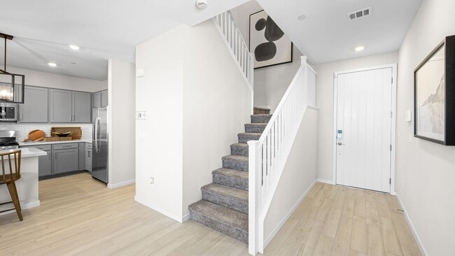 304 Taylor St unit 36664909, Henderson, NV 89011 - photo 4