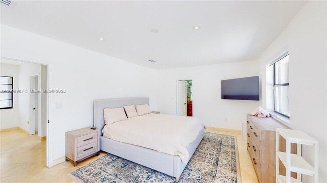 19140 N Bay Rd, Sunny Isles Beach, FL 33160 - photo 3