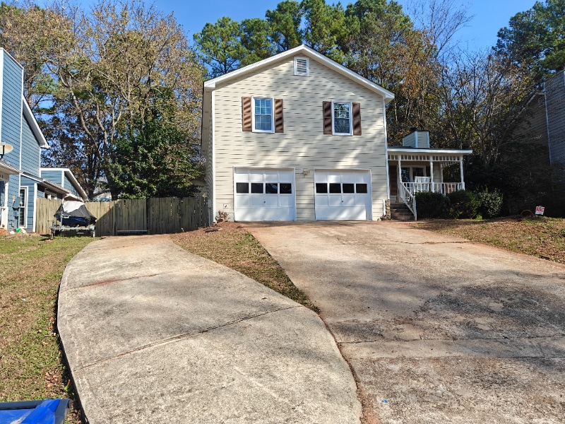 1125 Memory Ln, Lawrenceville, GA 30044 - photo 1