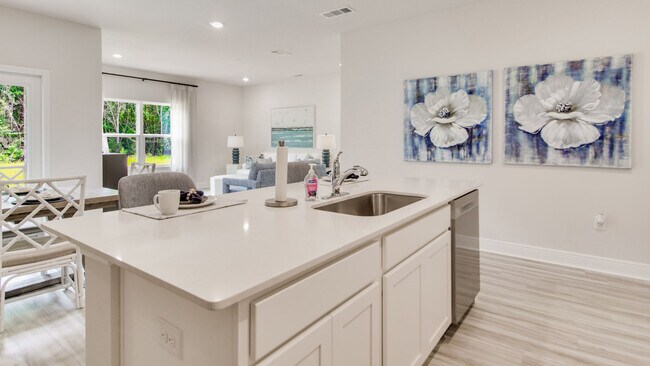 8181 Fir Tree Dr unit 36208493, Milton, FL 32583 - photo 5