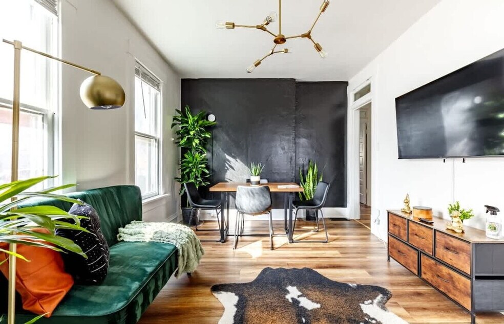 575 1/2 City Park Ave unit ID1265634P, Columbus, OH 43215 - photo 1