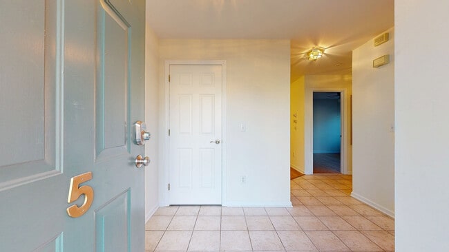 5 Cider Mill Ln, Trumbull, CT 06611 - photo 3