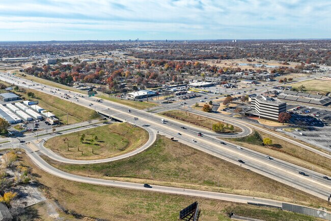 Wagon Wheel has easy commuter access to highways 169, 244 and I-44.