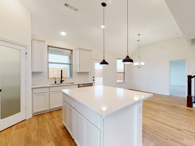 2704 Fork Way unit 36488498, Celina, TX 75009 - photo 6