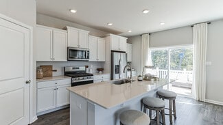 17 Victoria Gardens Square, Neptune Township, NJ 07753