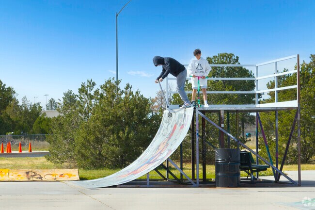 Brimmer Park skate area near Lake Minnehaha features ramps and rails.