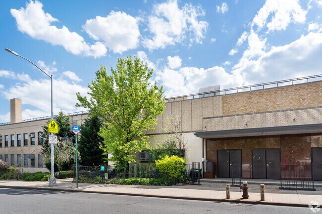 MS 442 Carroll Gardens School for Innovation has an A minus according to Niche.